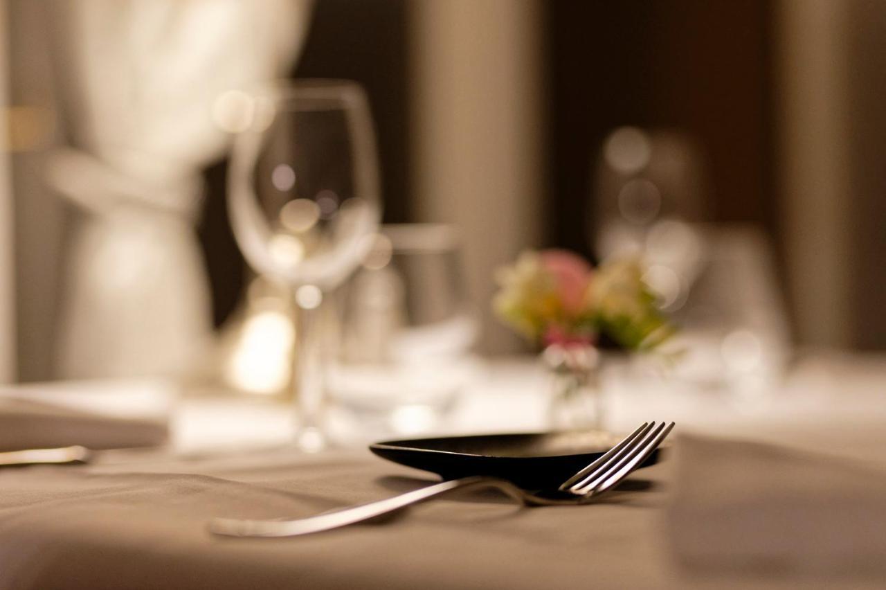 Le Grand Cerf Hotel Nonancourt Екстериор снимка