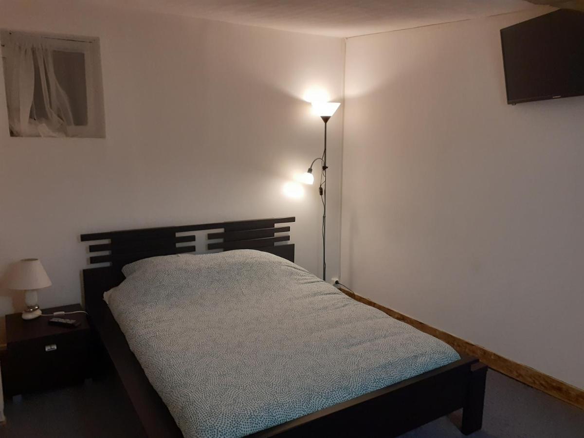 Le Grand Cerf Hotel Nonancourt Екстериор снимка